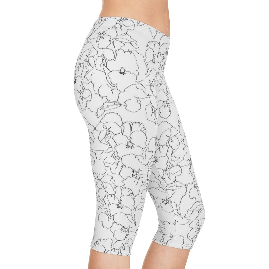 Linear Capri Leggings